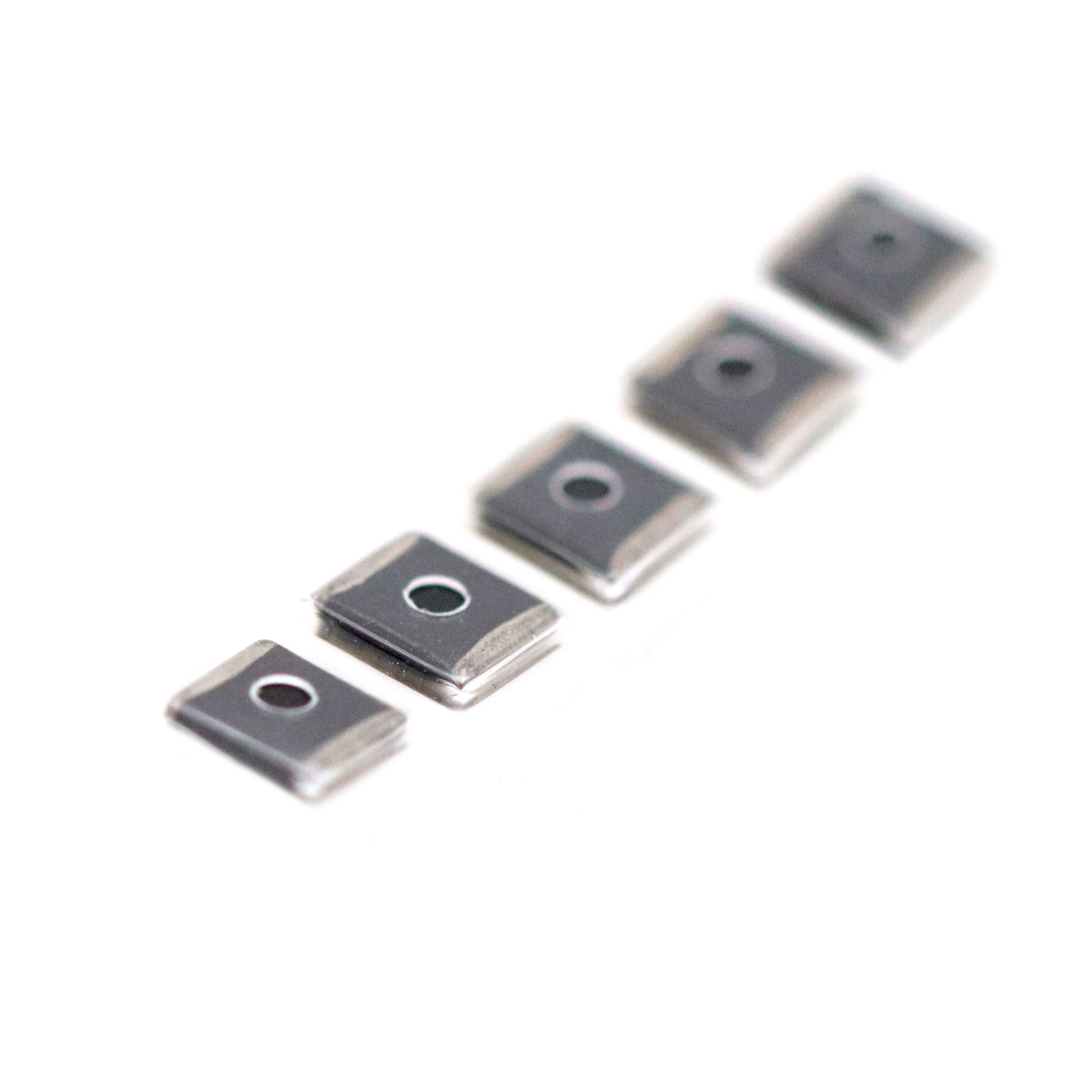 0401270555X_1.jpg Backlight Coil L5651/L5661 iPhone 8 - Premium OEM-Equivalent (5 stuks) - Afbeelding 1