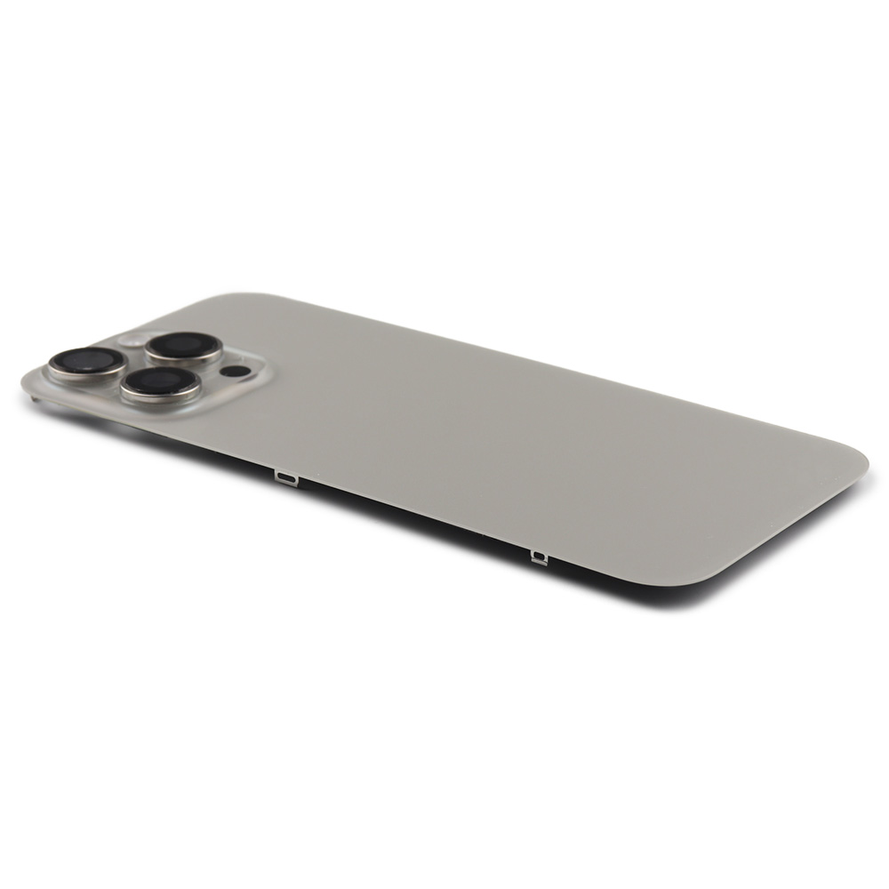 TQwF1nRR0A6gpsFz4zBFP4UhIDJF2b-metaWkozMEVEVDgxTlRJXzEuanBn-.jpg iPhone 16 Pro Max Achterkap Premium - Zwart Titanium met Camera - Afbeelding 1